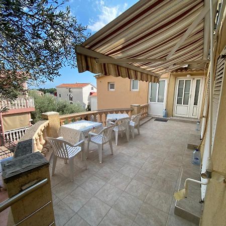 סבטי סטפן Apartments Kalluka מראה חיצוני תמונה