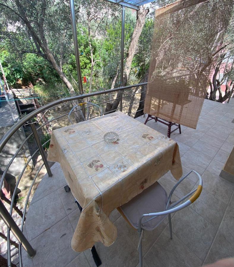 סבטי סטפן Apartments Kalluka מראה חיצוני תמונה